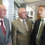 IMG_2012 IMG_2012